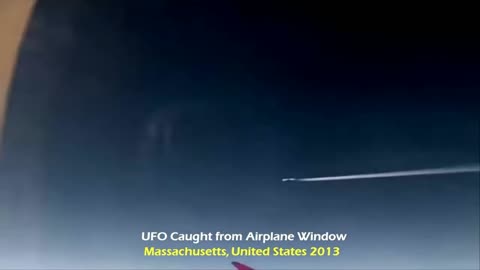 Top 5 UFOs visiting Earth were accidentally captured by the camera on the plane