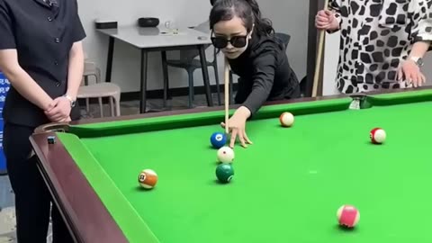 Funny Billiards clips