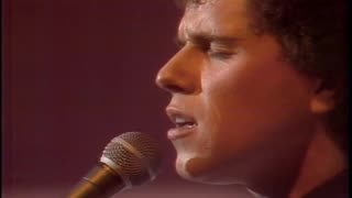 Leo Sayer - When I Need You = Midnight Special 1980