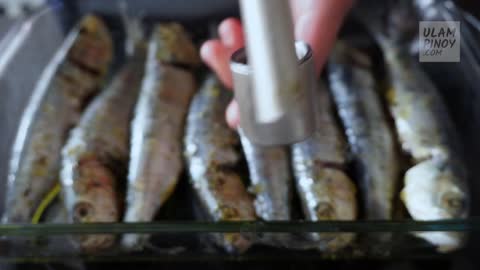 Spanish style SARDINAS al horno — homemade oven-grilled