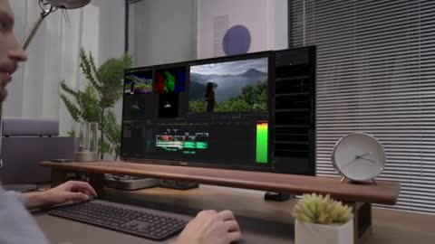 MScreen- An Ultra-wide Screen Offers