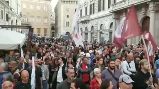 Italian protesters marched to the capitol Rome