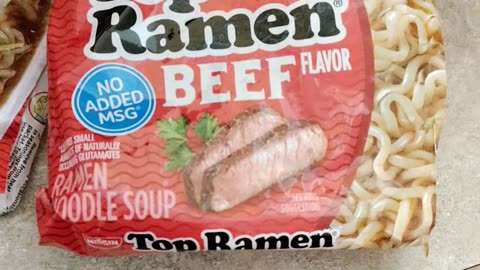 Eating Nissin Top Ramen Beef Flavor, Dbn, MI, 11/10/23