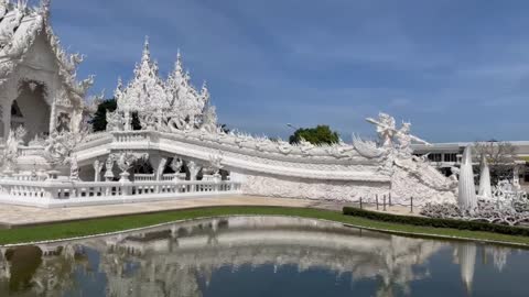 Amazing white temple -Wat Rong Khun Chaing Rai Thailand