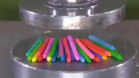 Strangely satisfying video to relax