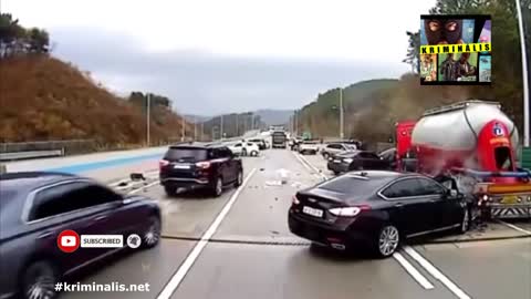 Highway slipping like ice