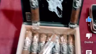 Cigar of the Day: Black Label Trading Co. Lawless 5x54 Robusto #Cigars #Cigar #Shorts #SNTB