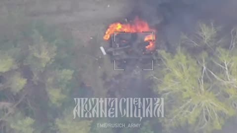 Lancet Drone Destroys a Ukrainian M109 Paladin Howitzer