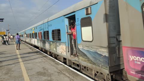 New Smart India super fast train Video