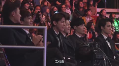 exo bts grooving while watching so cute and cool