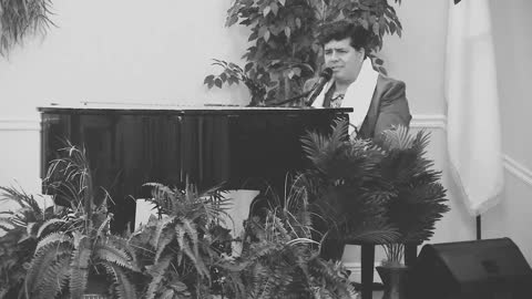 Pastor Shane Vaughn Sings - "Shabbat Shalom"