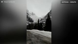 Avalanche assustadora registrada de perto na Suíça
