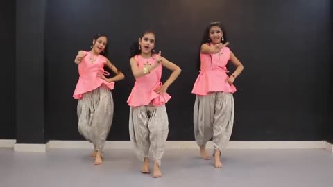 Leja Re | Easy Dance Steps | Dhvani Bhanushali | Deepak Tulsyan | G M Dance
