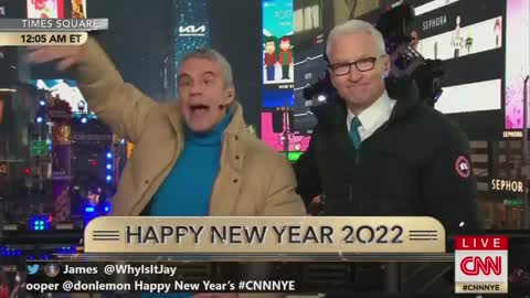 "Sayonara Sucker!" - Drunk CNN Co-Host Goes on Anti-De Blasio Rant