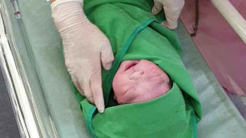 The moment the baby was born