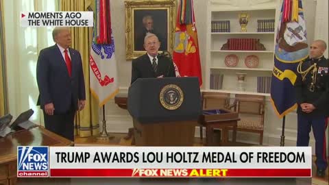 Lou Holtz Receives Medal of Freedom, Calls Trump the Greatest President