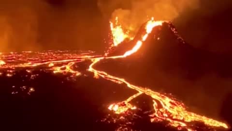perfect eruption Picture of Fagradalsfjall Volcano in Iceland new video
