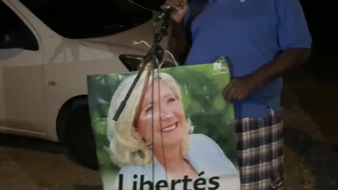 Bien !!!! Voyé Le Pen monté ! 🎶 Avec Marine