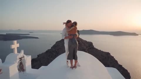 Surprise Proposal 💍🤞 - Santorini, Greece 🇬🇷