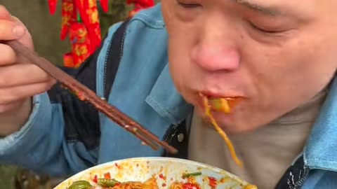 Cook and Eat Super Spicy Fried Noodles