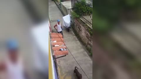 En video: Tres hombres intentan acabar con la vida de una mujer en el norte de Bucaramanga