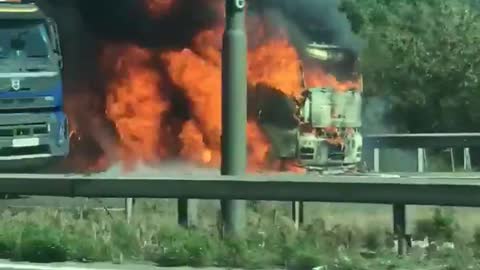 M25 lorry catch on fire between Heathrow and Uxbridge