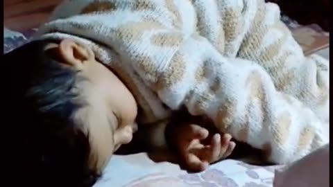 Baby wants to more sleep 💤 | Muhammad Umar | Mommy vlogs
