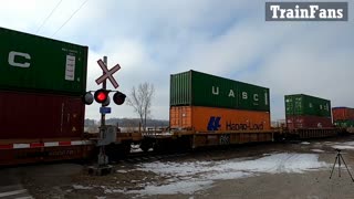 Intermodal Train CN 3277 & CSX 3466 Locomotives Eastbound Southern Ontario