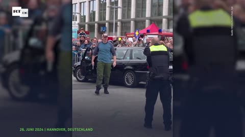 Polizei Hannover präsentiert Festnahme vom Messermann "böser Matze"