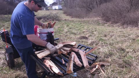Making Firewood Bundles | Is This The Best Cheapest Way?