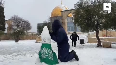 Muslim Kids Build SnowRocket with Hamas Terrorist Flag on Temple Mount