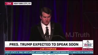 Alex Stein on Stage in front of Trump says he Wants him to Find out of Michelle Obama is a Boy