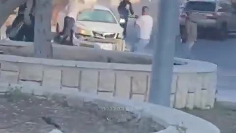 Wild fight/ roadrage in the Palestinian town of Jabel Mukaber, East Jerusalem,