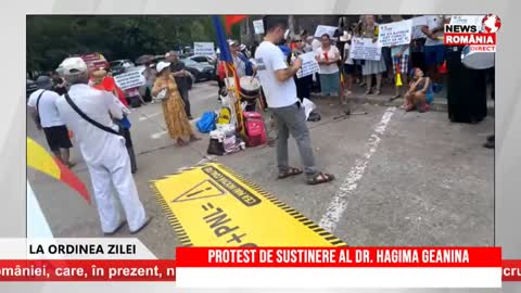 Protest la Colegiul Medicilor pt. susținerea medicului Hagima Gianina (News România; 25.07.2022)3