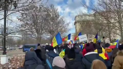 Romanian protesters head to Parliament to protest over covid passports