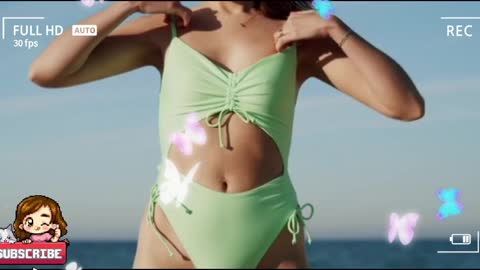Hot 🔥 bikini 👙 girl injoy biuty full beach ⛱️ 🏖️
