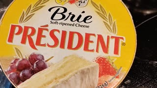 Eating Président Brie, Dbn, MI, 1/3/24