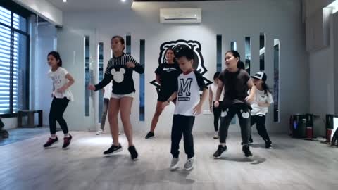 Kids Dance (Ed Sheeran - Shape Of You)