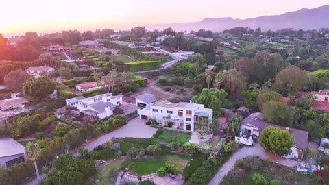 Beachside FAIA Architectural Gem In Malibu's Renowned Point Dume