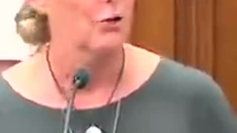 Sandy Hook Victim’s Mother Confronts Alex Jones in Court_batch