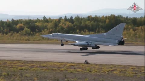 Dva ruské dálkové bombardéry Tu-22M3 provedly plánovaný let Baltským mořem