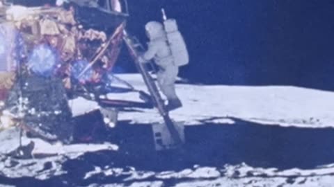 SOM ET _ 45 _ MOON _ APOLLO 14 _ U.S. FLAG ON THE MOON