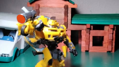 Transformers stop motion bumblebee transformation