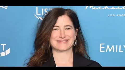 The Shrink Next Door’ Star Kathryn Hahn Can Host A Podcast About Anything
