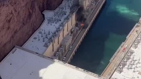 NOW - Explosion at Hoover Dam in Nevada, USA