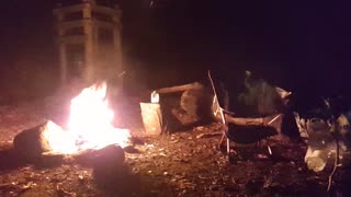 Campfire. Riverside wildcamping