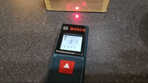 Review: Bosch GLL25-10 Cross-Line Laser Level with GLM 20 Laser Measure