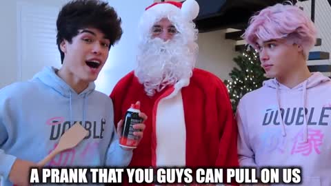 BEST FUNNY CHRISTMAS PRANKS TO DO AT HOME!I TRY NOT TO LAUGH