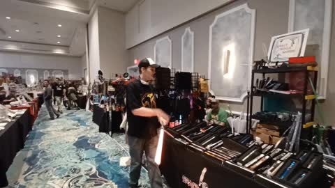 Problems at OLO comic and toy convention