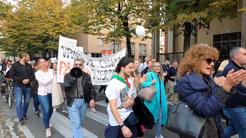 Studenti di Parma contro il Green Pass 2021-10-23